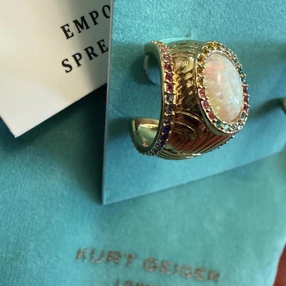 KURT GEIGER LONDON SIGNATURE SOUTHBANK GOLD TONE OPAL RHINESTONE HOOP EARRINGS - Picture 3 of 4